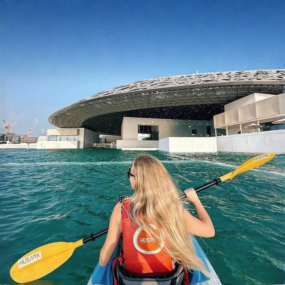 Louvre Abu Dhabi Kayaking Experience: Guided Tour