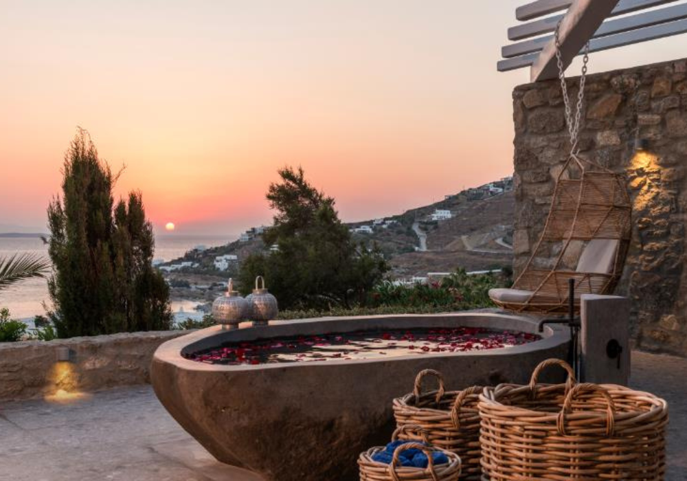6 Bedroom Villa in Agios Ioannis