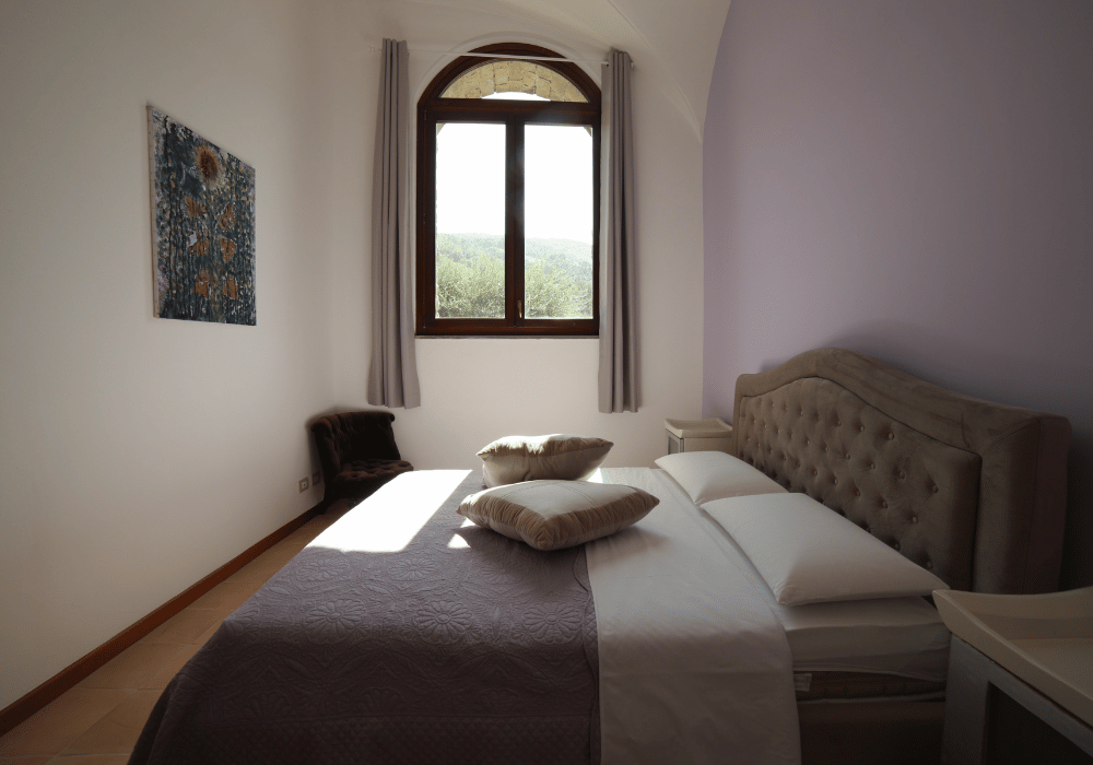 Alloro Apartment, Compolongo Castle