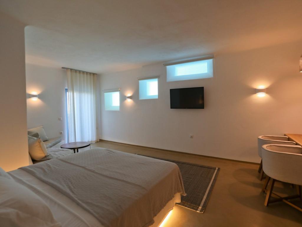 Luxurious 5 Bedroom, Villa K2