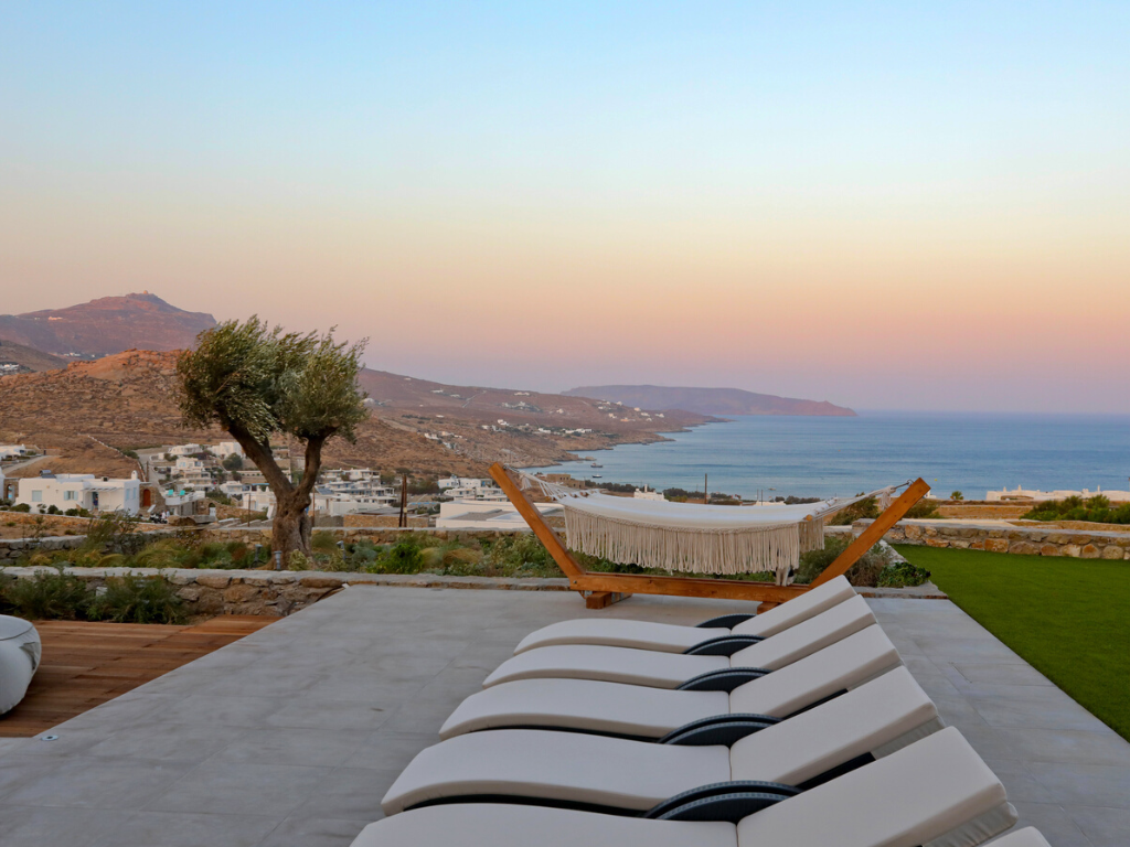 Luxurious 5 Bedroom, Villa K2