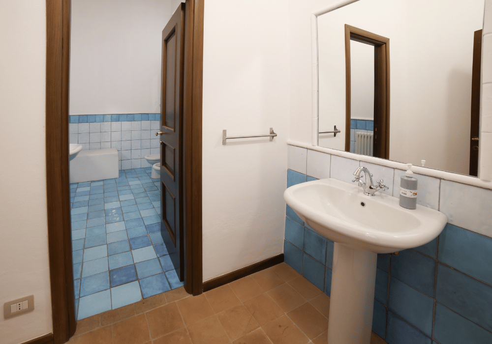 Ulivo Apartment, Compolongo Castle