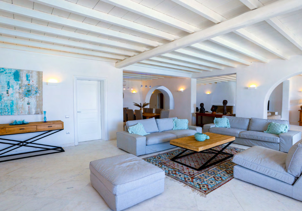 Luxurious 6 Bedroom With private Pool & Beach Access, Villa Majestic Ciel