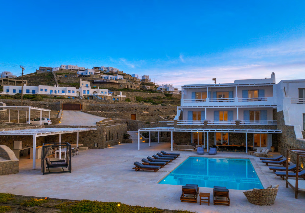 Luxurious 6 Bedroom With private Pool & Beach Access, Villa Majestic Ciel