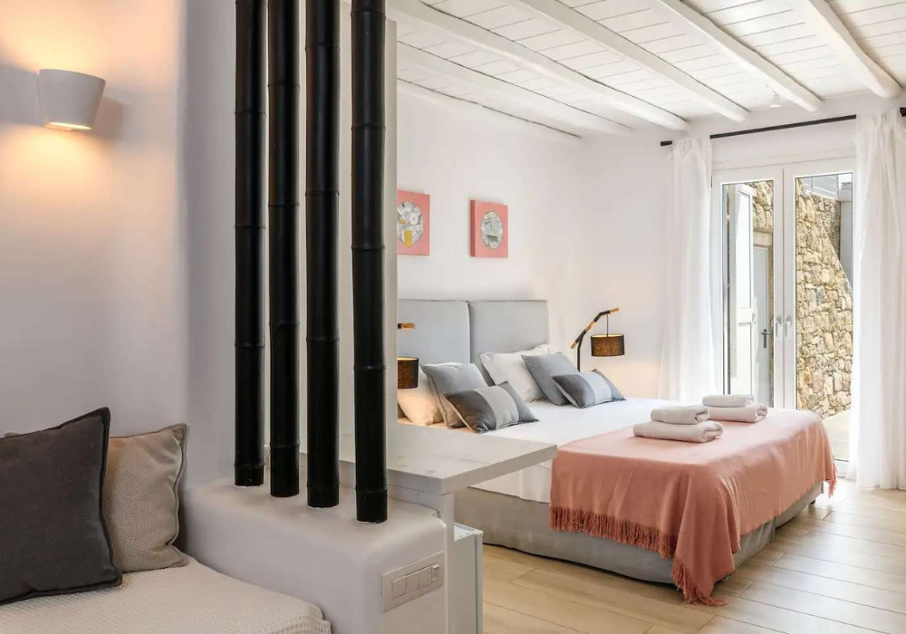 Villa Bonella, Luxury meets traditional style