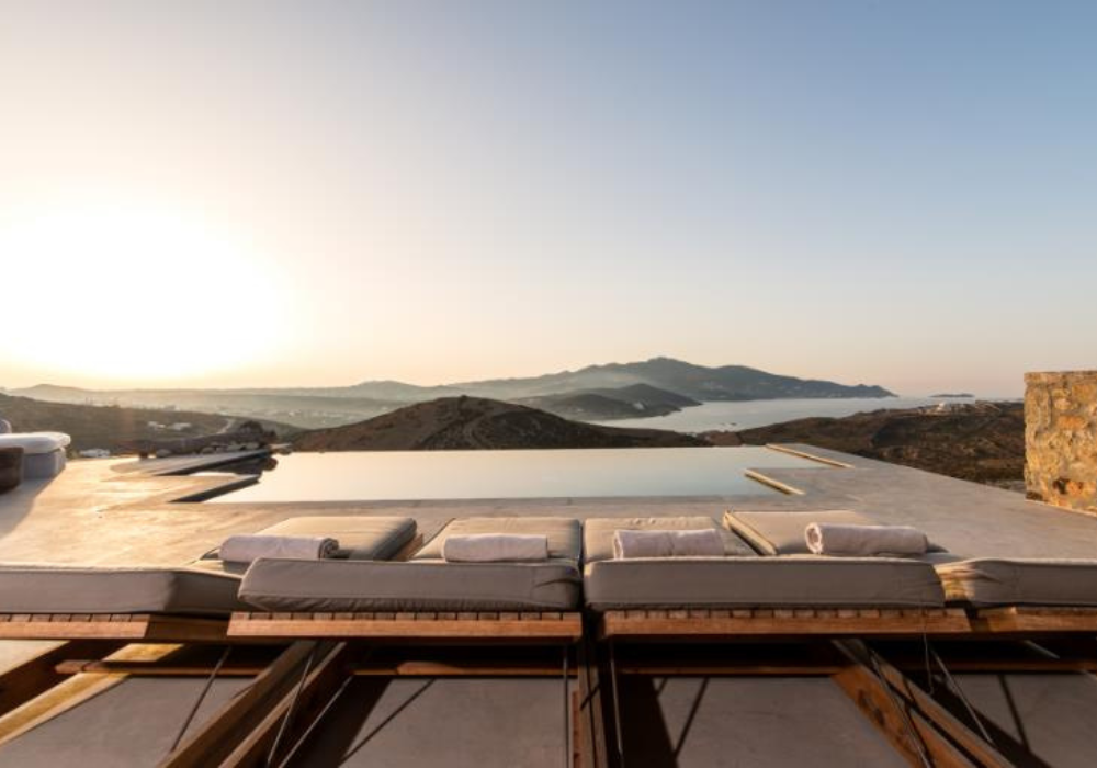 Luxurious and private 7-Bedroom Villa Ftelia, Mykonos