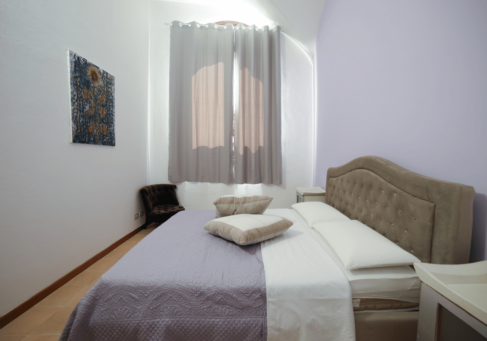 Alloro Apartment, Compolongo Castle