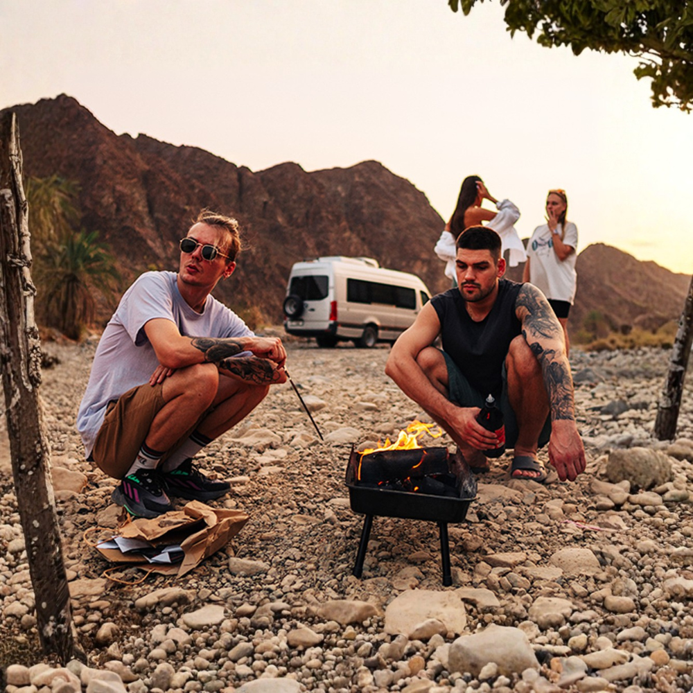 Camper Van: Ideal for Romantic & Family Getaways