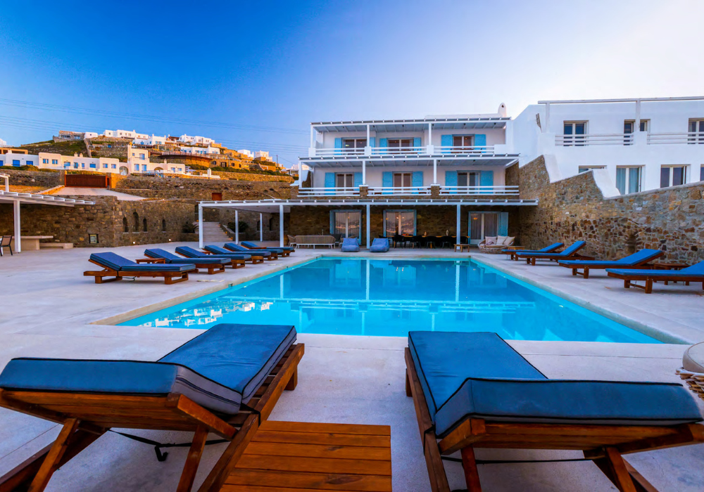 Luxurious 6 Bedroom With private Pool & Beach Access, Villa Majestic Ciel