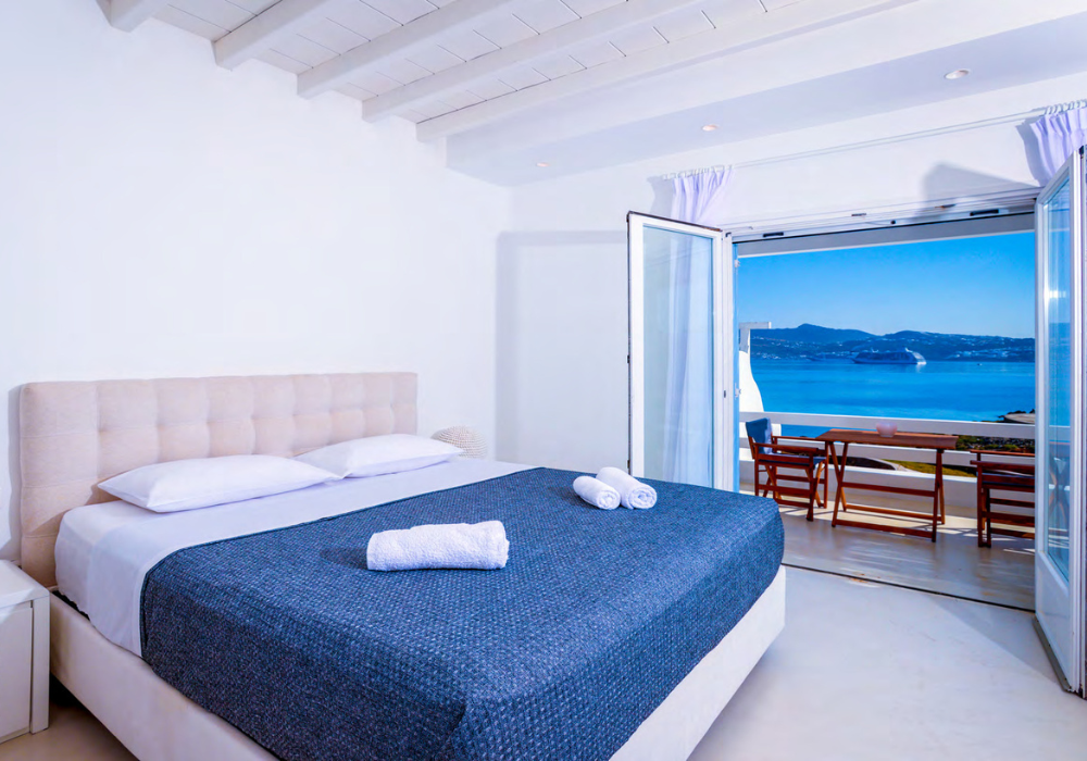 Luxurious 6 Bedroom With private Pool & Beach Access, Villa Majestic Ciel