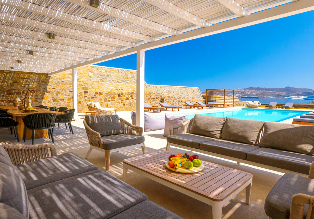 Luxurious 6 Bedroom With private Pool & Beach Access, Villa Majestic Ciel