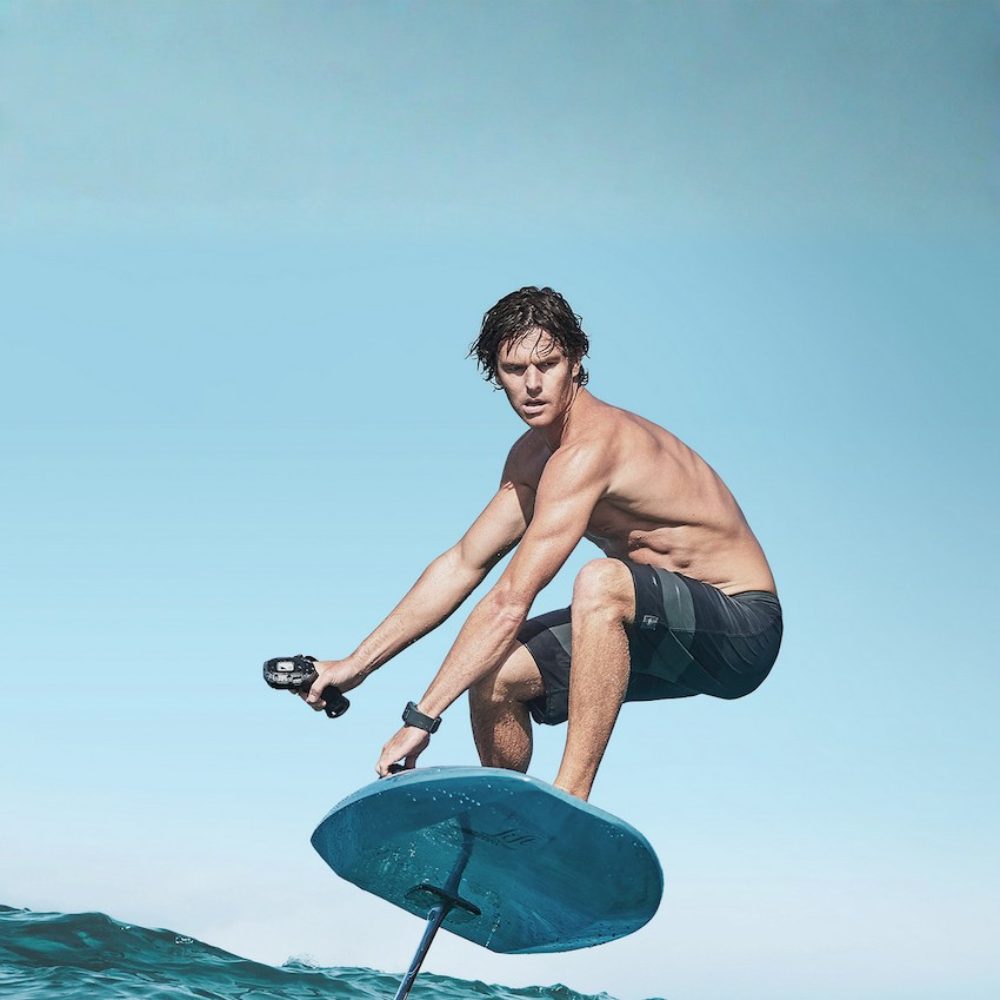 eFoil Experience: Glide the Waves